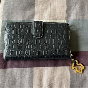 NWOT Authentic Tous Wallet